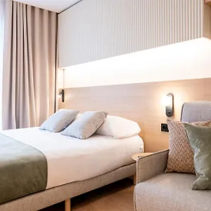 Aparthotel Atenea Calabria, Barcellona