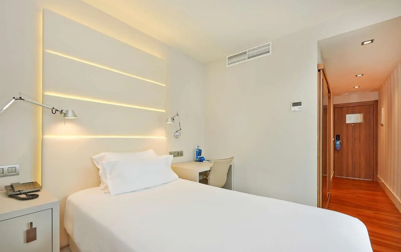 Nh Barcelona Les Corts Hotel